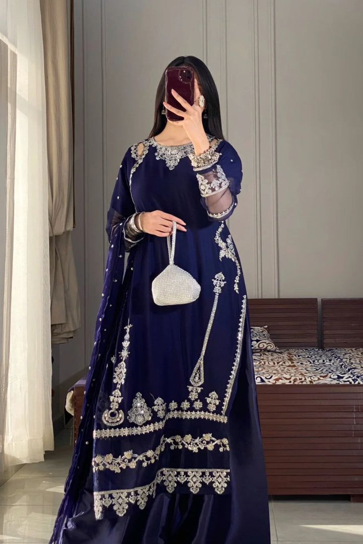Rahma 3 pcs Embroidered Suit