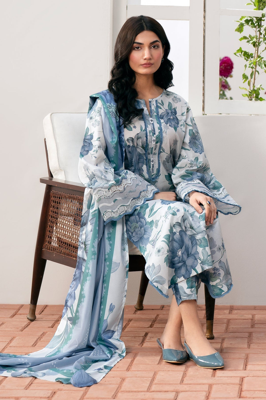 Dazzle - 3 PC Printed Suit