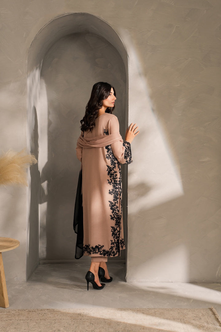 https://cdn.shopify.com/s/files/1/0568/8105/3757/files/Mirana18JULY-1739.jpg?v=1754039456