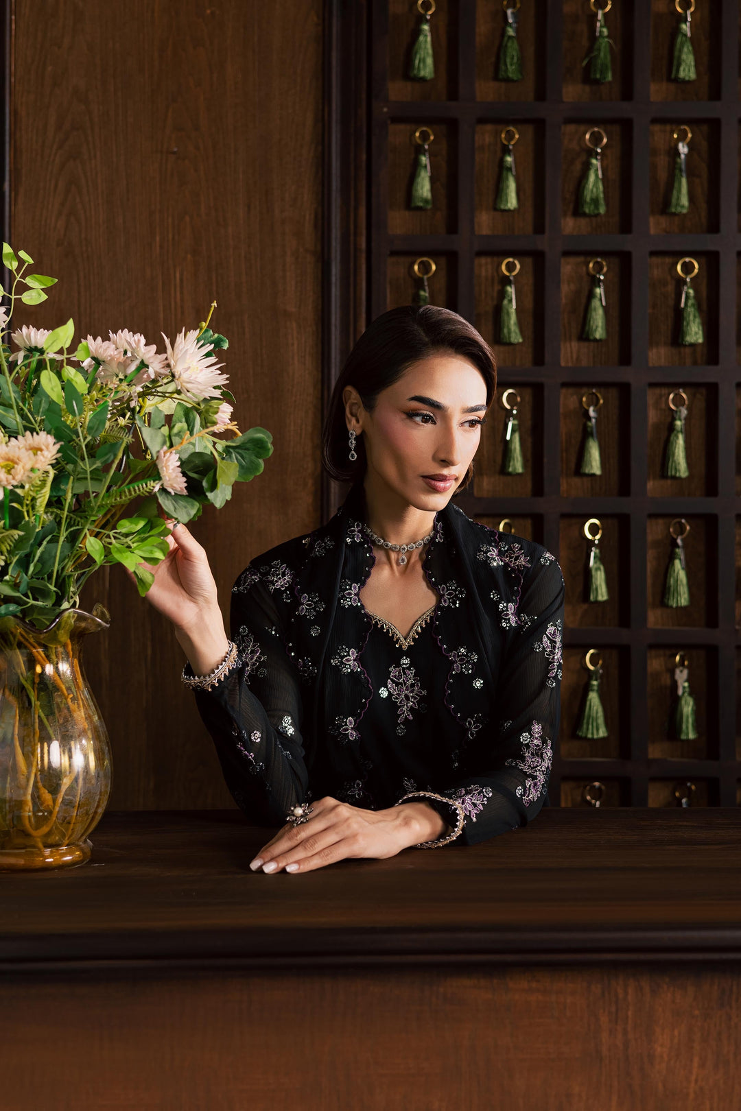 https://cdn.shopify.com/s/files/1/0047/7967/1598/files/Reef-3Pc-Festive-Luxury-Formal-BATIK-25365304868910.jpg?v=1776143417